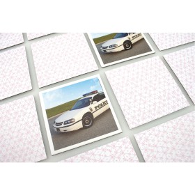 Memory transport, 2 cartes retournées au milieu des faces cachées